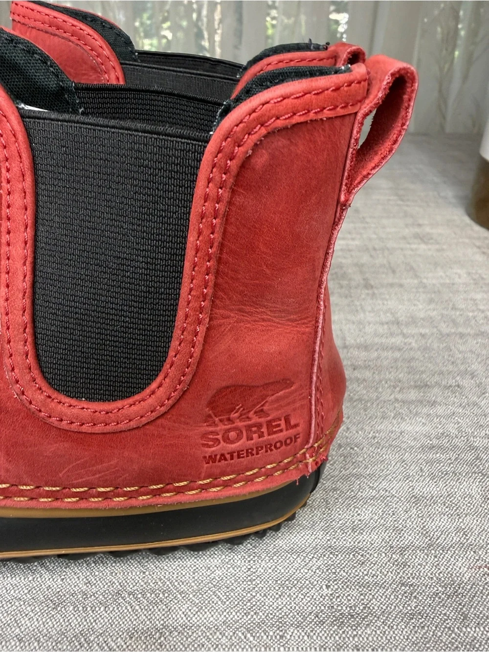 Sorel Out N About Chelsea Waterproof Duck Boots Red Leather US 6